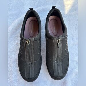 Easy Spirit Women's Black Zip-Front Casual Sneakers